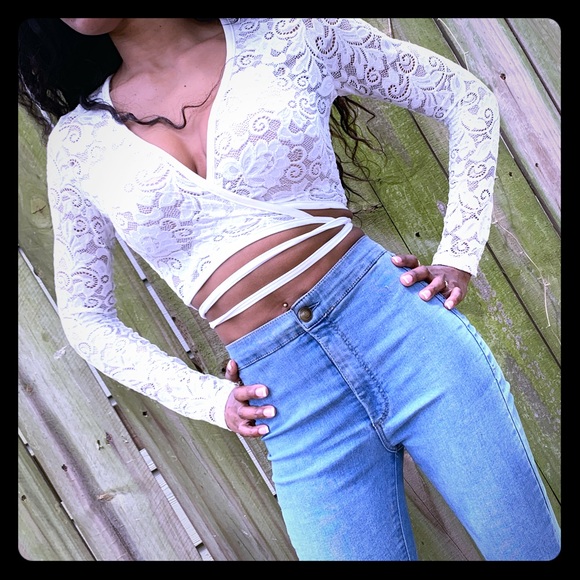 Women’s top - Picture 1 of 1